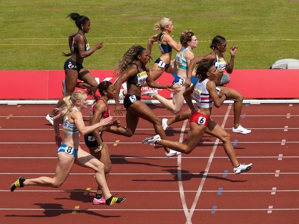 Comment les athlètes peuvent-ils utiliser les techniques de visualisation pour améliorer leurs performances en course à pied?