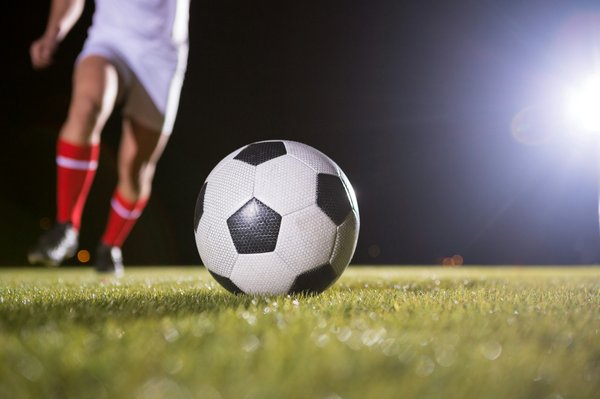 Mercato olympique lyonnais : les transferts qui font débat